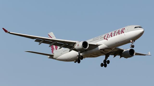 A7-AEO:Airbus A330-300:Qatar Airways